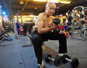 Bệnh thoát vị đĩa đệm có tập thể hình được không?